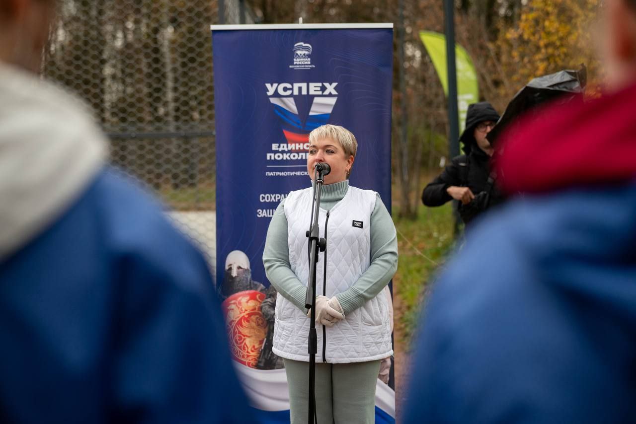 В преддверии Дня отца в лесопарке Фрязино состоялась акция «Отцовский парк»