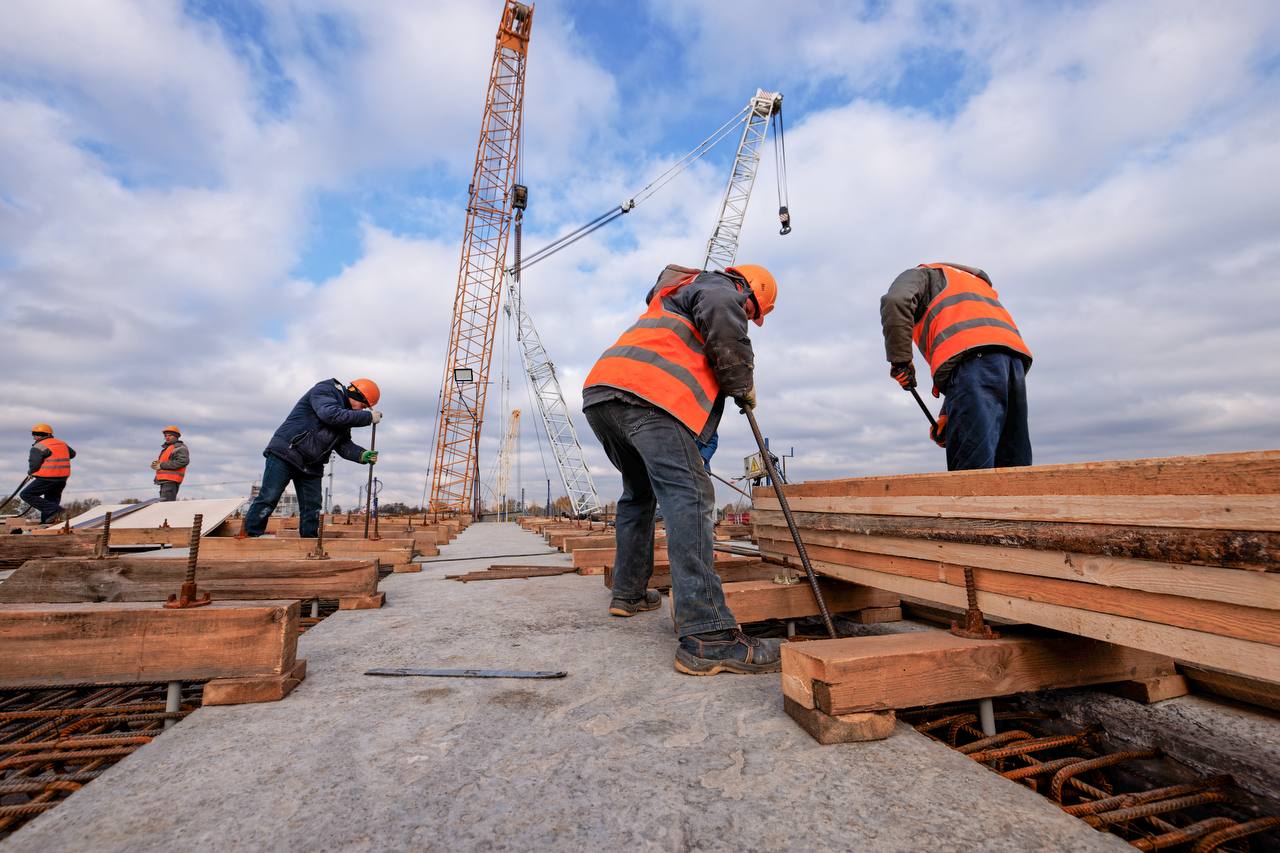 Сегодня мы отмечаем День работника дорожного хозяйства! 