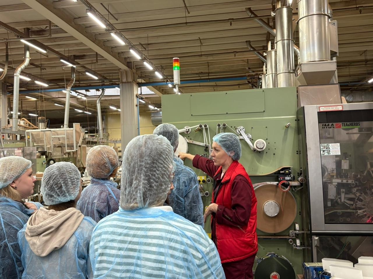 Фрязинские школьники посетили предприятие ООО «МАЙ»