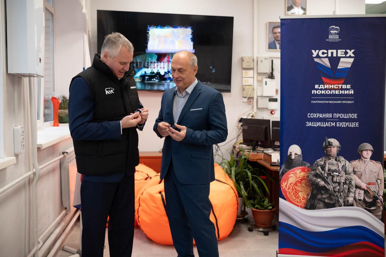 Глава городского округа Фрязино Дмитрий Воробьев посетил спортивную школу «Фрязино», которая уже более 55 лет вносит весомый вклад в развития физической культуры и спорта нашего наукограда