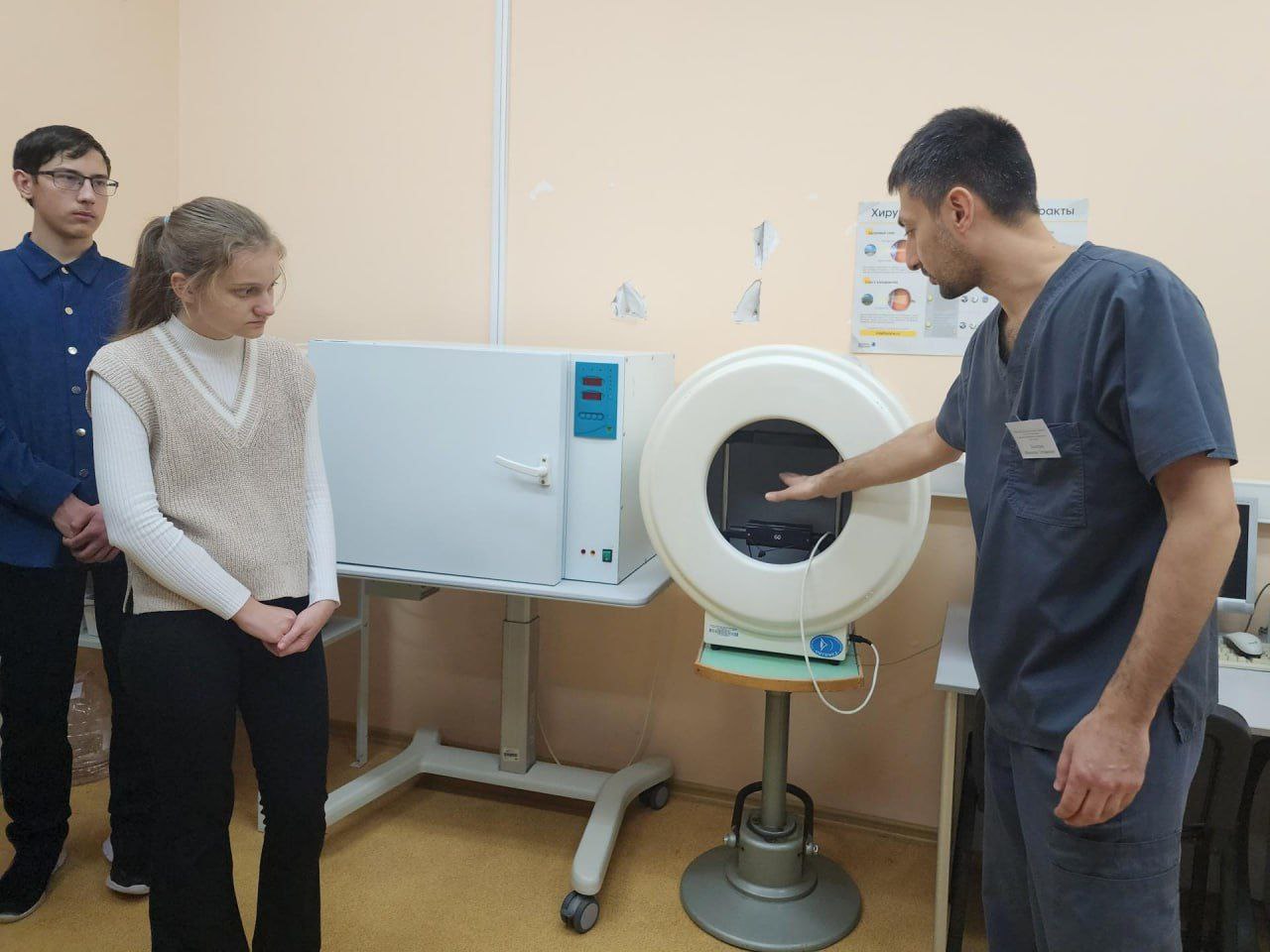 Для учеников медицинского класса фрязинского лицея провели профориентационное занятие в обособленном подразделении им. М.В. Гольца Щёлковской больницы