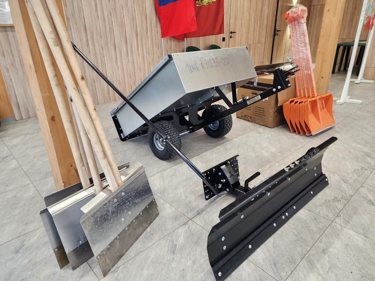 От лопат до генератора: во Фрязинский лесопарк закупили новую технику