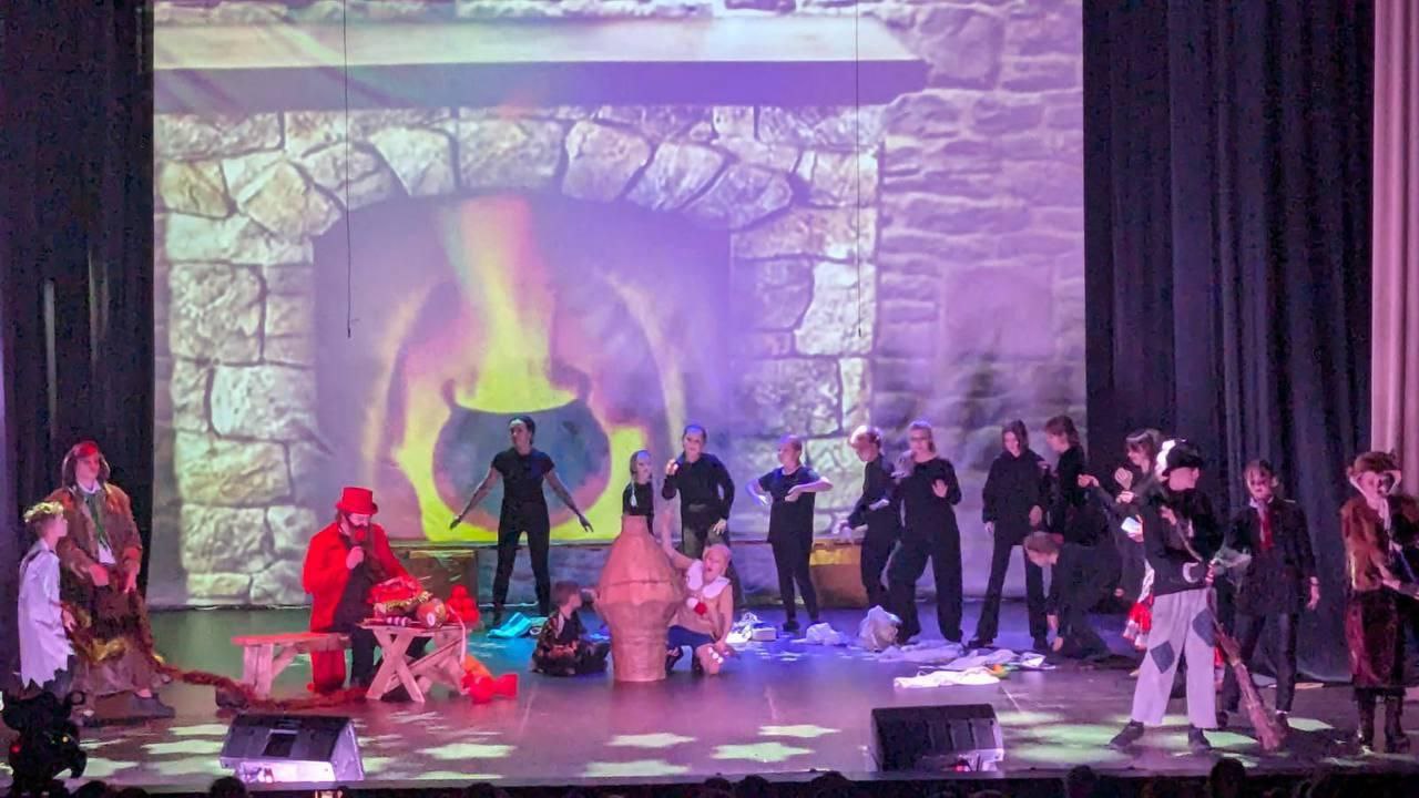 Во Фрязино стартовал IX Городской театральный фестиваль «Малиновая осень»