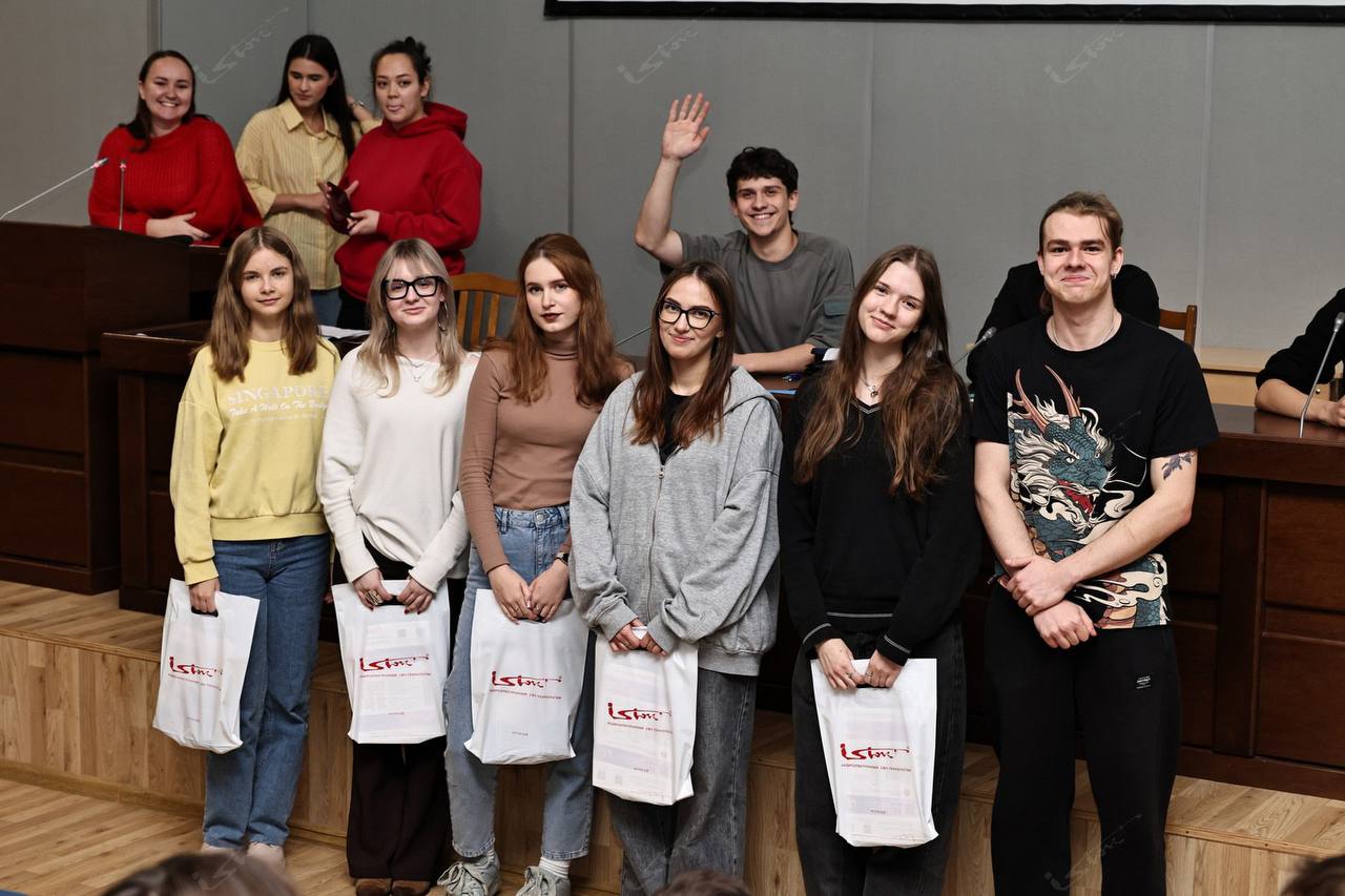 Студенты-первокурсники, обучающиеся по целевому набору, побывали на «Истоке»