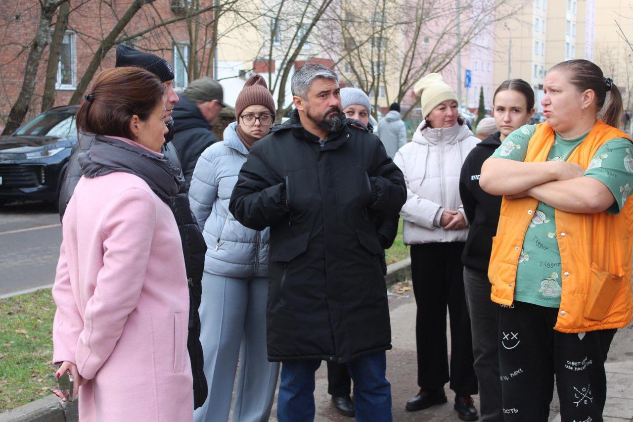 Самовольный забор демонтирован: как решалась проблема мусора у магазина «Верный» в городе Фрязино