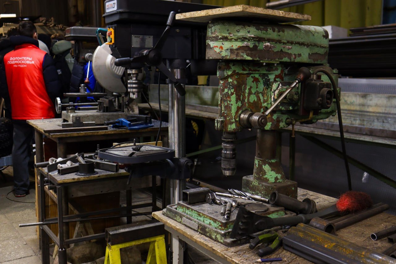 На фрязинских предприятиях «Ф-МоторСпорт» и «Аврора Трейлер» прошла экскурсия для учащихся колледжа