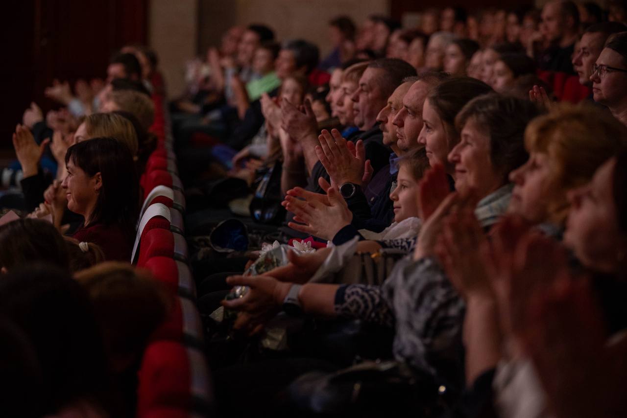 В преддверии Дня матери мы пообщались с удивительными женщинами — жёнами и мамами наших защитников