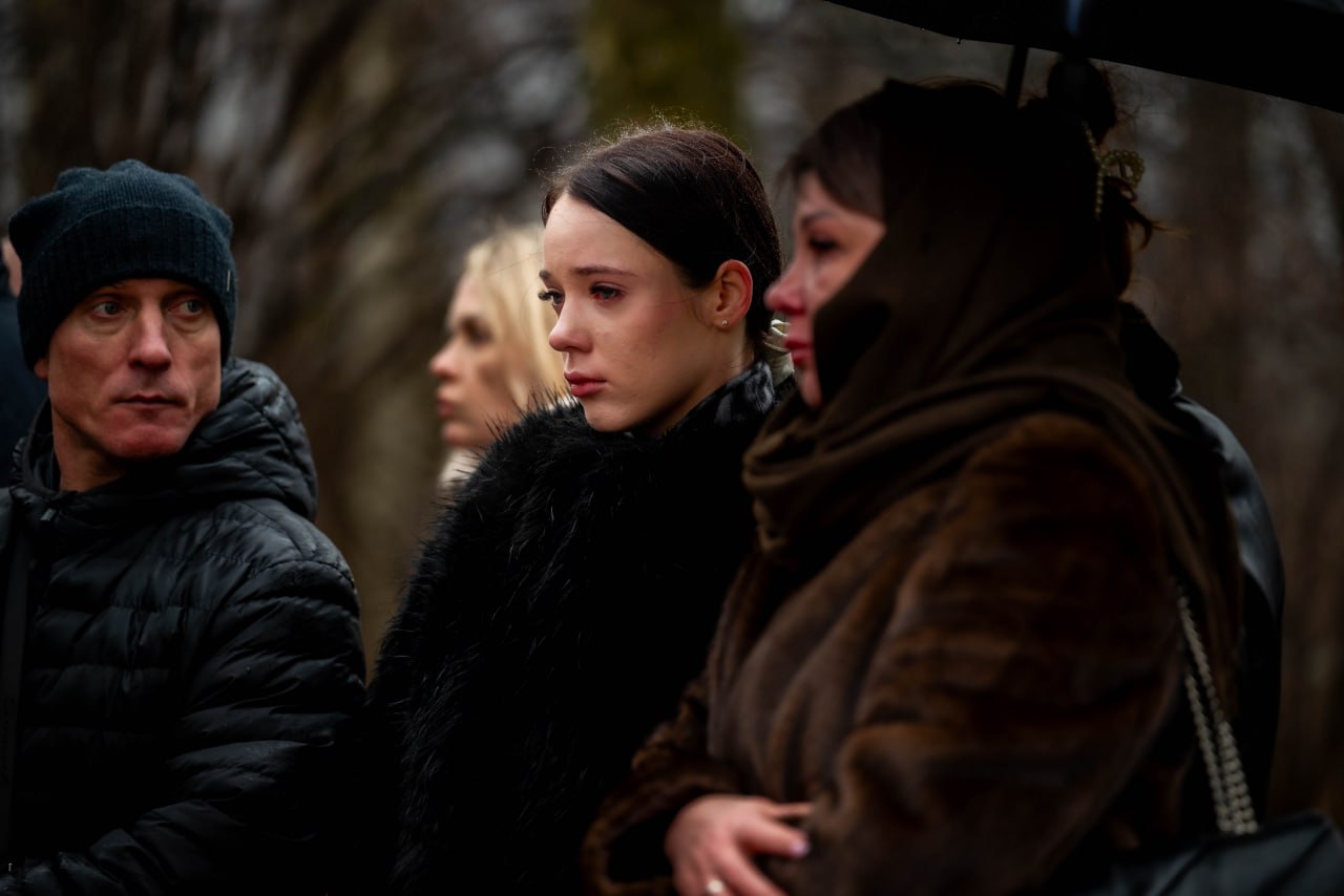 Два новых стенда увековечили имена героев на «Аллее Памяти» во Фрязинском лесопарке