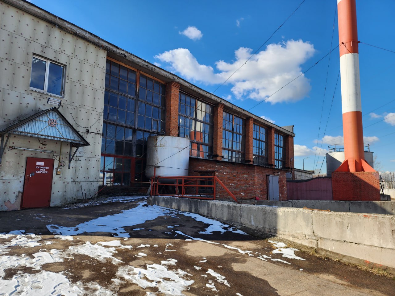 В ходе &laquo;прямой линии&raquo; Президент России Владимир Путин подчеркнул важность системного развития коммунальной инфраструктуры как основы качества жизни граждан