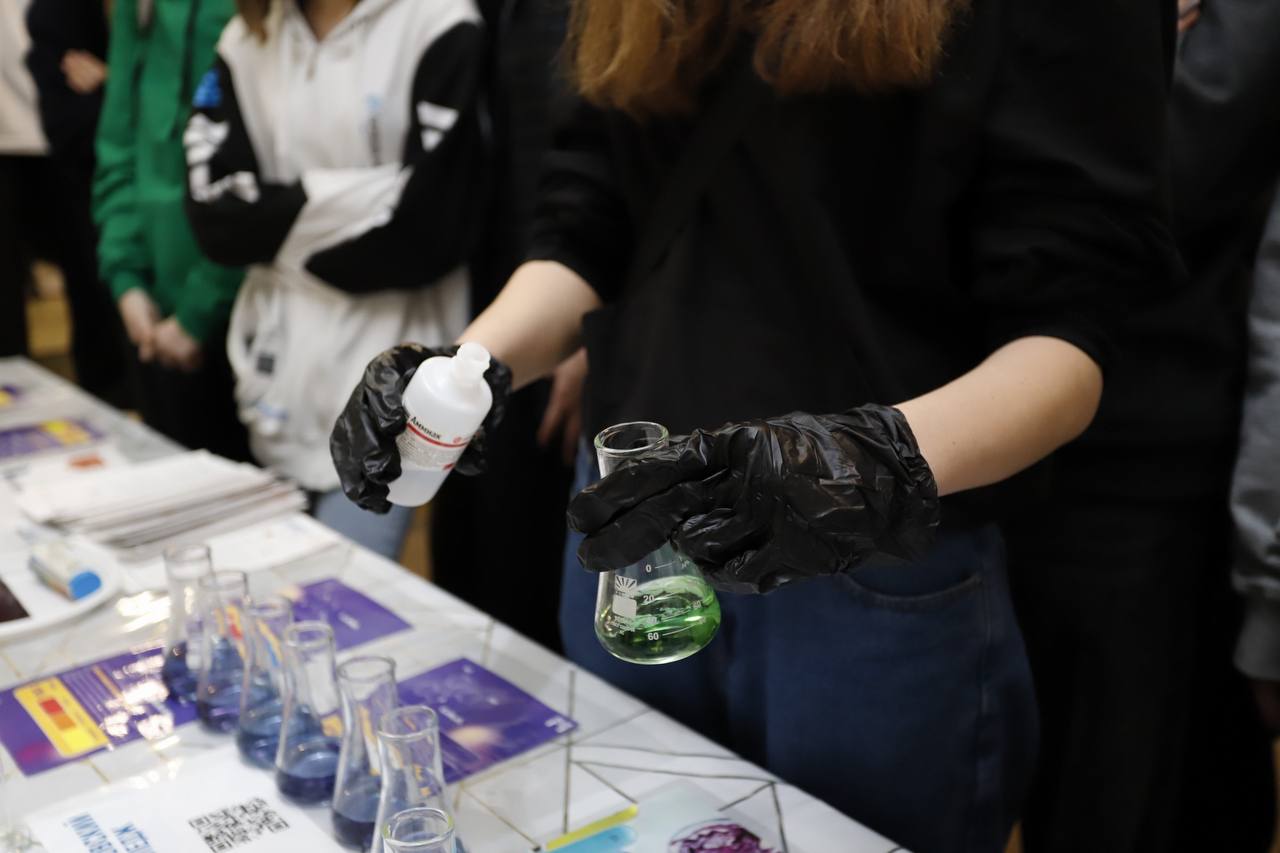 Дорогие друзья! Уважаемые студенты и преподаватели!