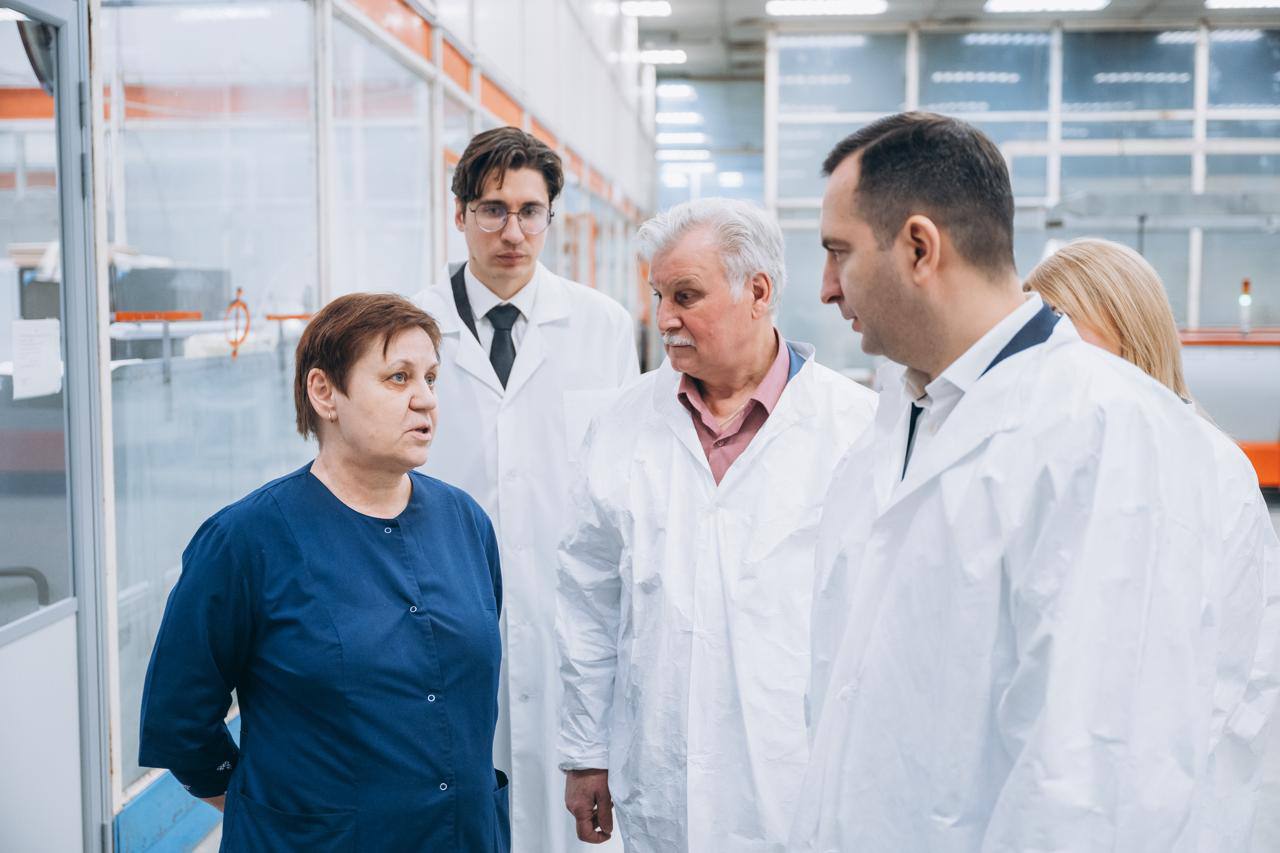 В соседнем Фрязино работает предприятие АО &laquo;ФЗМТ&raquo; - с большой историей и серьёзной специализацией