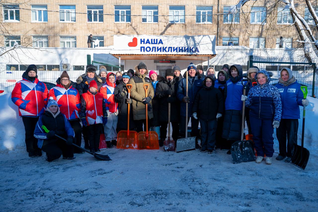 Вместе с командой вышли на борьбу со стихией!