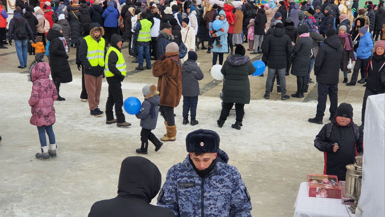 26 февраля 2023 года народная дружина приняла участие в охране общественного порядка и безопасности граждан при проведении городского праздника «Проводы русской зимы»