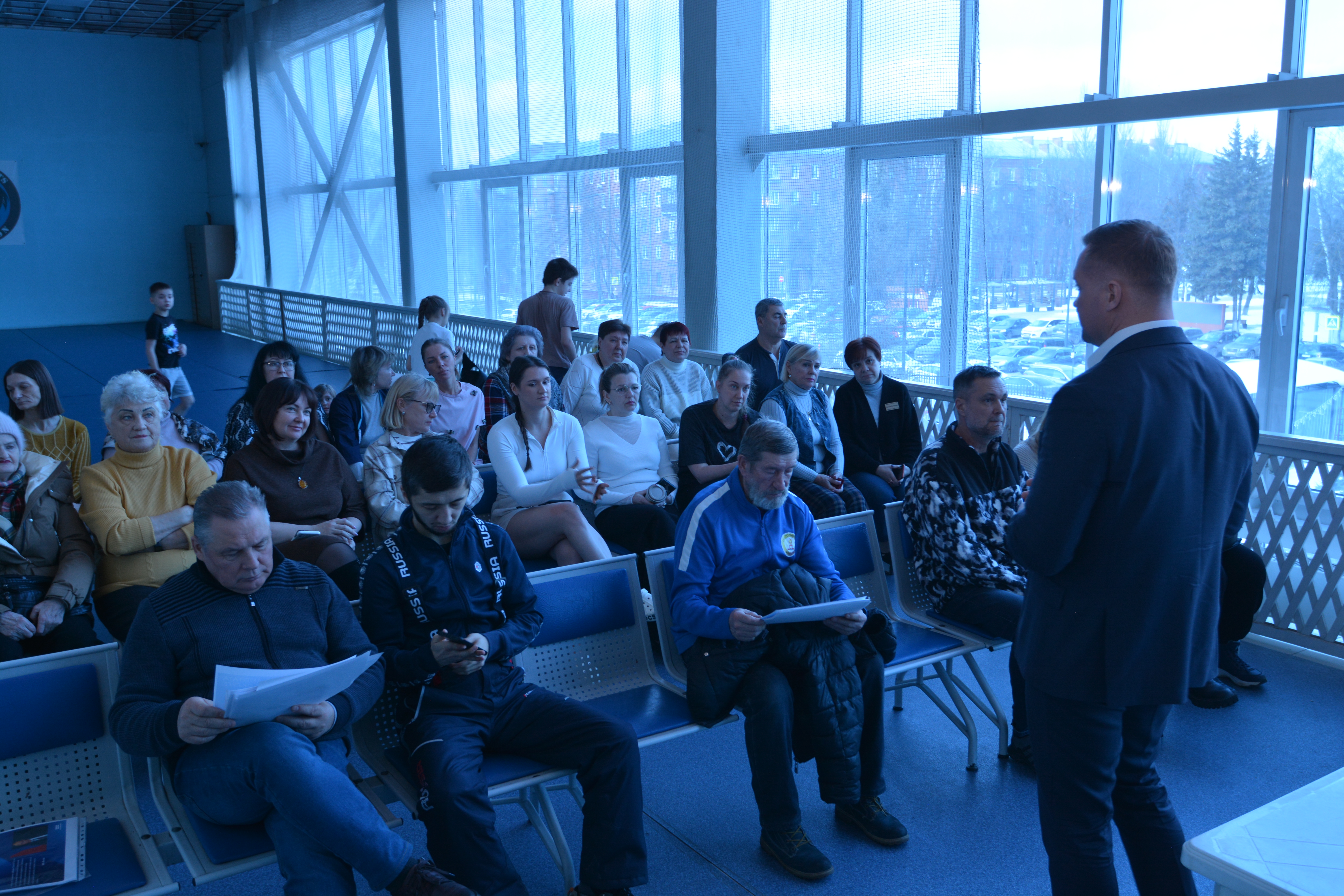 Депутат Мособлдумы Михаил Ждан отчитался о своей работе перед ветеранами и коллективами учреждений во Фрязино