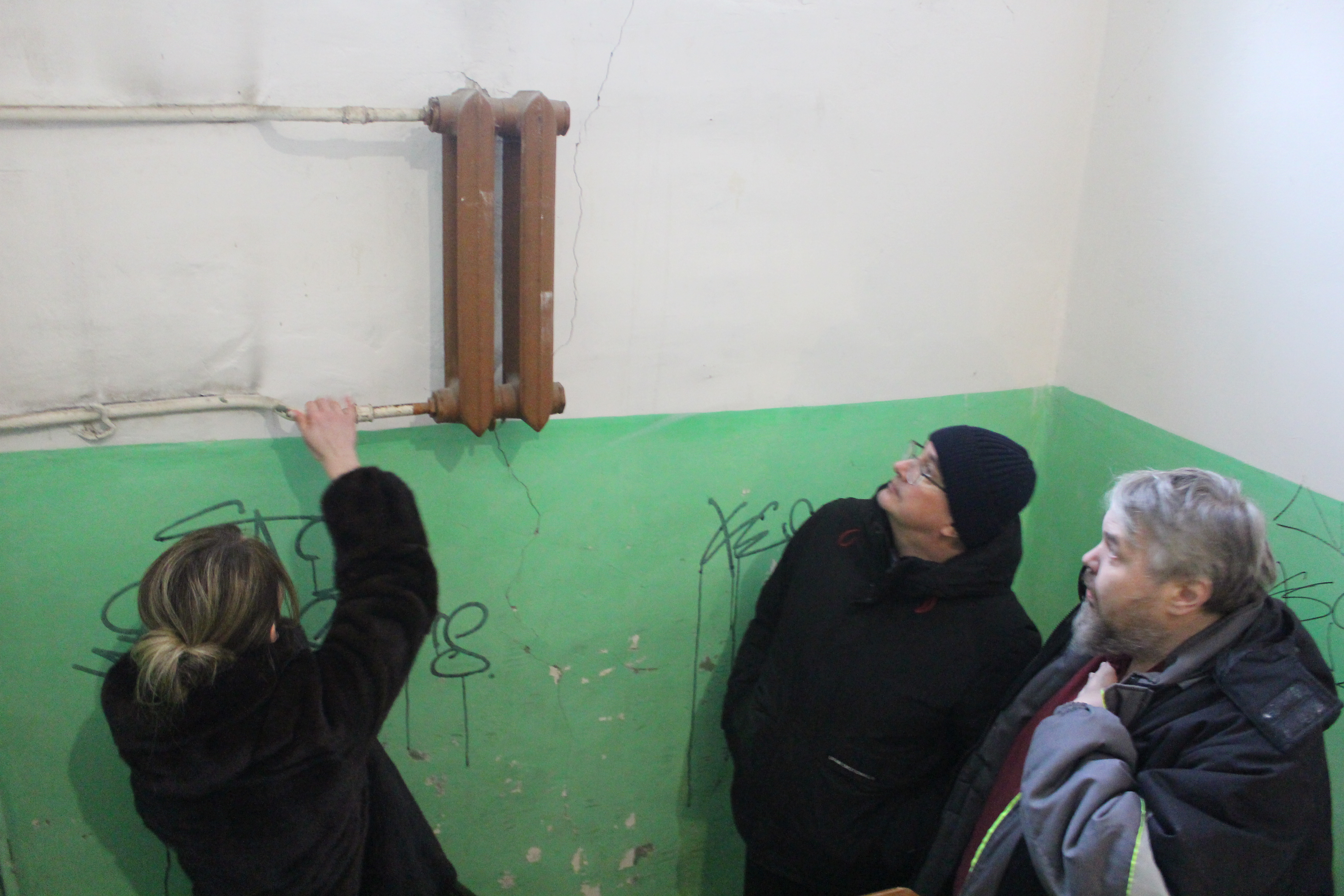 Заместитель главы городского округа Фрязино, Виктория Викторовна Оганезова, провела встречу с жителями домов по улицам Советская, д. 12, Пионерская д. 4, 6 и Центральная д. 3а, 5.