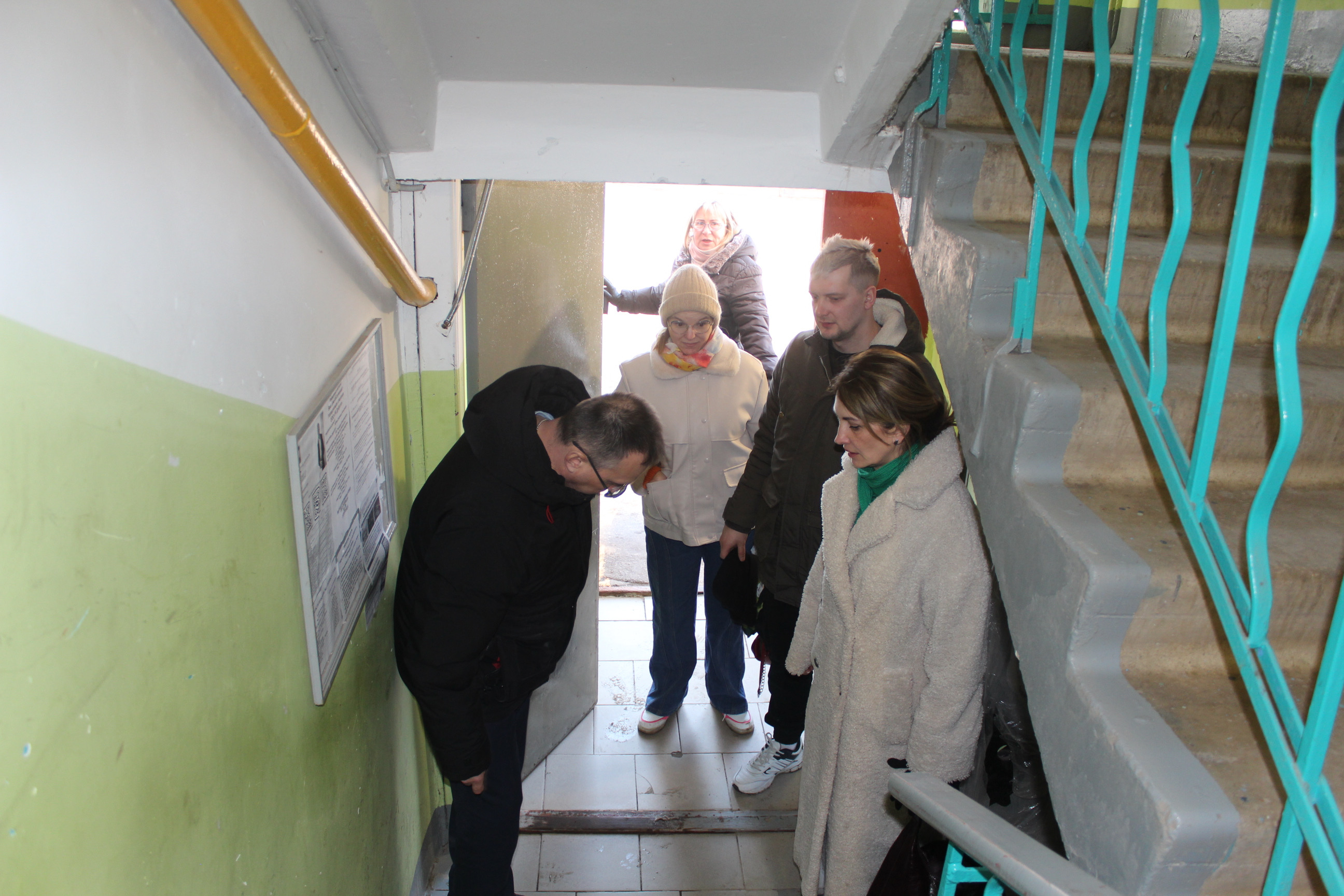 Заместитель главы городского округа Фрязино Виктория Оганезова провела встречу с жителями улицы Луговая.