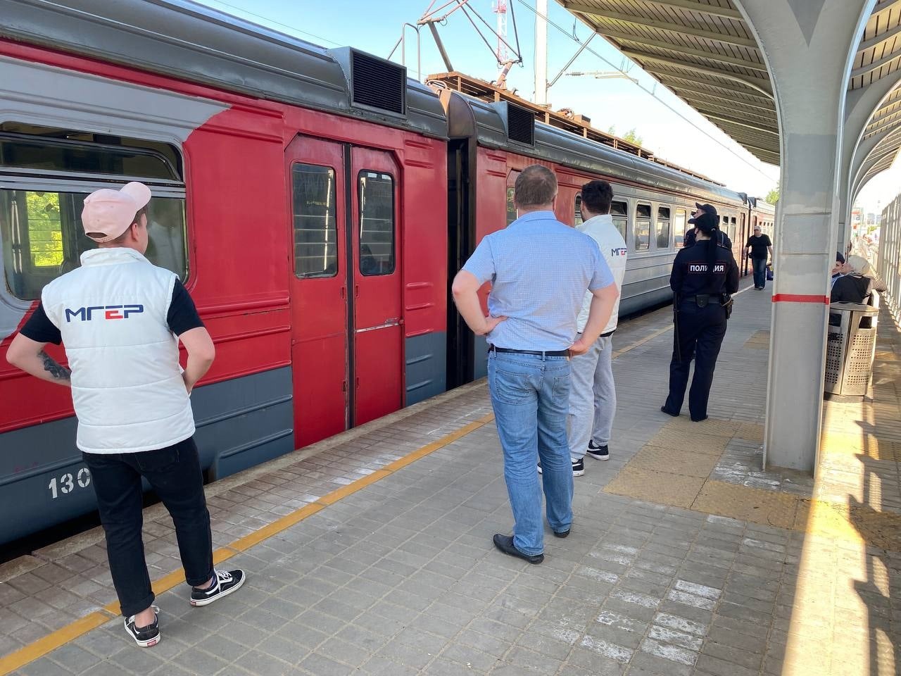 9 июня 2022 года сотрудники молодежного центра совместно с молодогвардейцами, сотрудниками полиции и заместителем председателя фрязинской КДНиЗП Роман Корбутов провели рейд на станции Фрязино-Товарная по выявлению