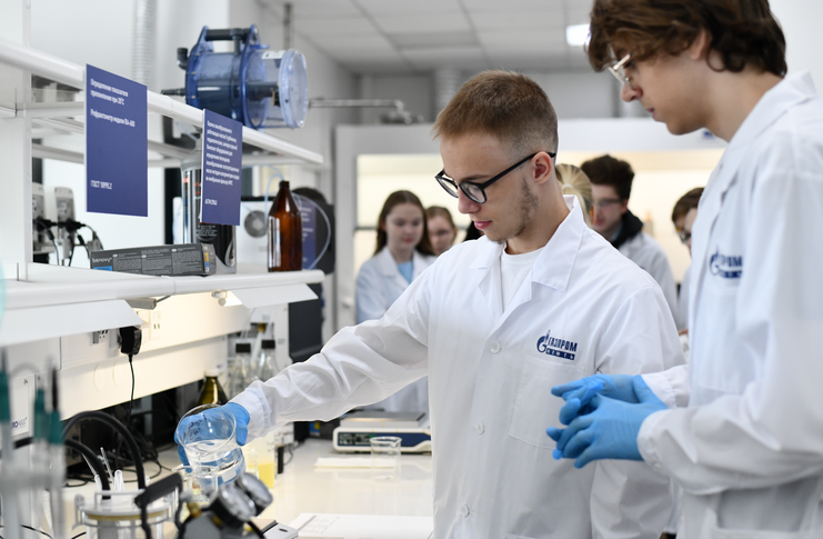 «Газпромнефть - СМ» реализует проект по профориентации школьников на уникальной исследовательской площадке