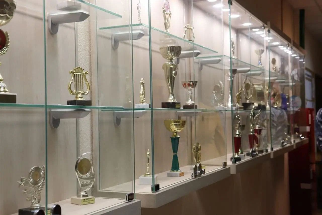 29 ноября 2021 года глава городского округа Фрязино Дмитрий Воробьев вместе с депутатом Государственной Думы Александром Толмачёвым посетили фрязинскую школу искусств