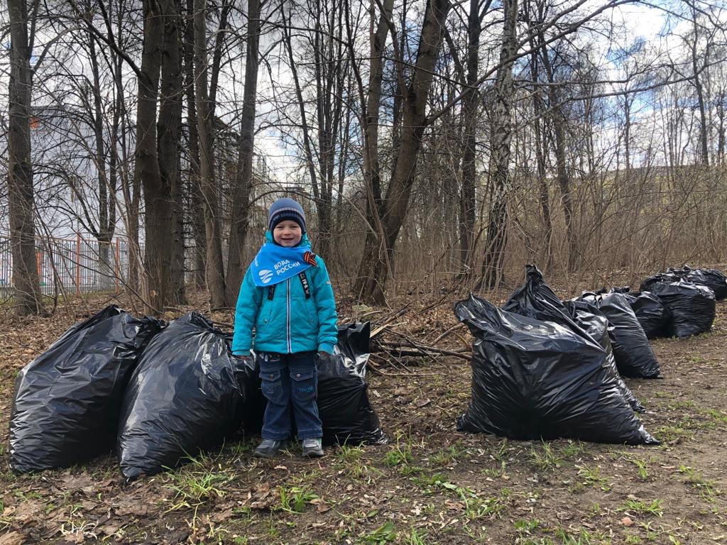 Во Фрязино состоялась Всероссийская экологическая акция «Вода России» по очистке от мусора берегов водных объектов