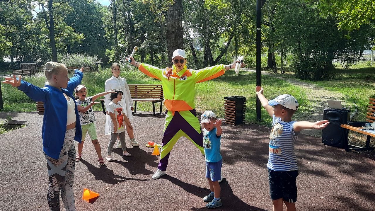 детская анимационная программа «Радостные выходные»