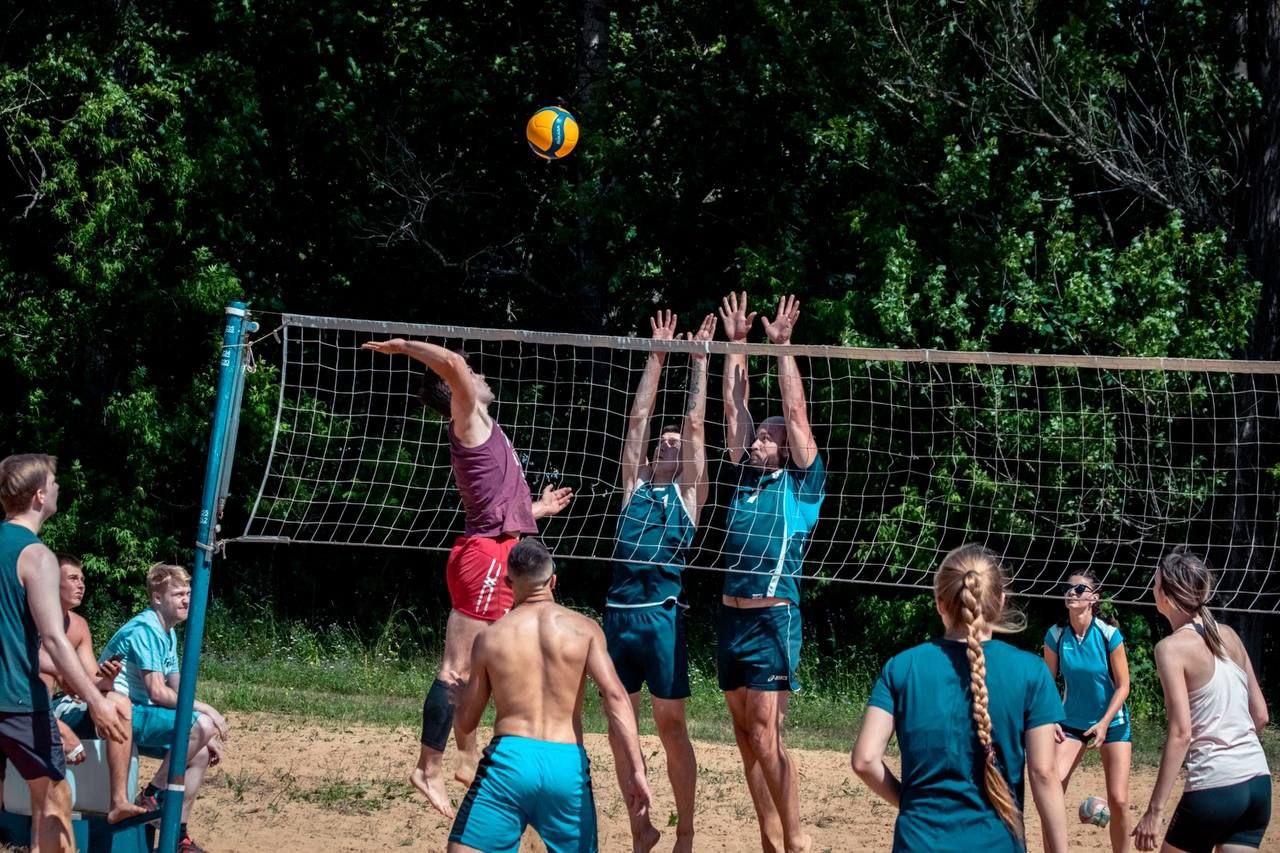В минувшие выходные прошёл турнир по пляжному волейболу
