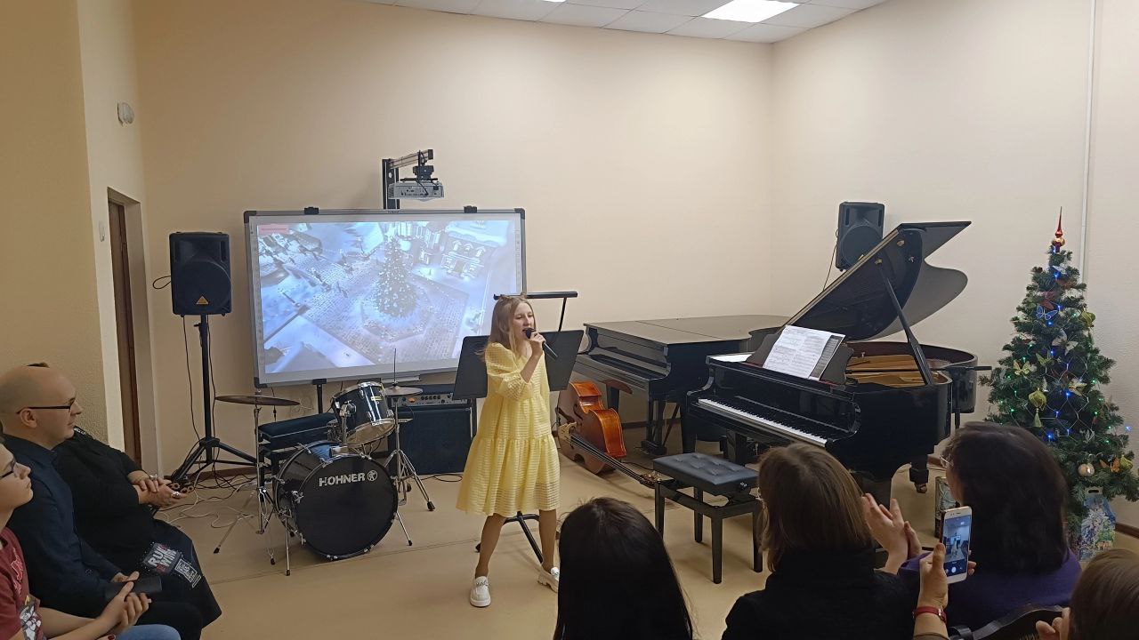 29 декабря во фрязинской детской школе искусств состоялся концерт эстрадно-джазового отделения «Мы и JAZZ»