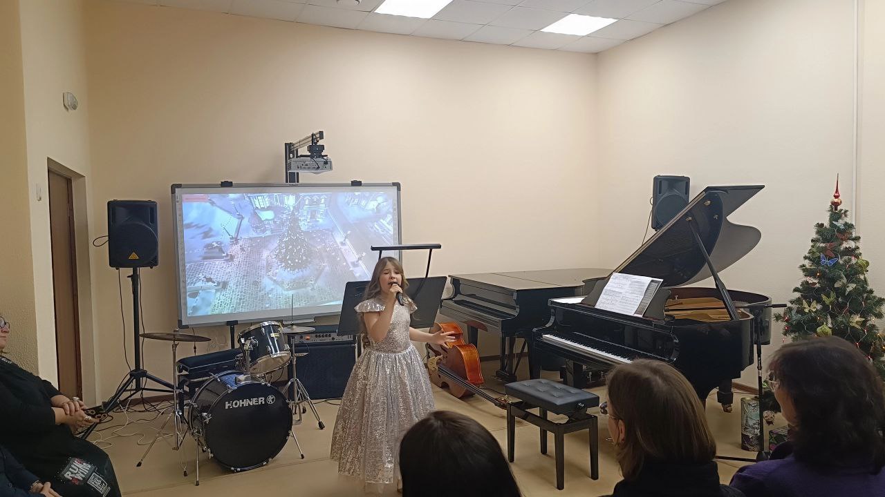 29 декабря во фрязинской детской школе искусств состоялся концерт эстрадно-джазового отделения «Мы и JAZZ»