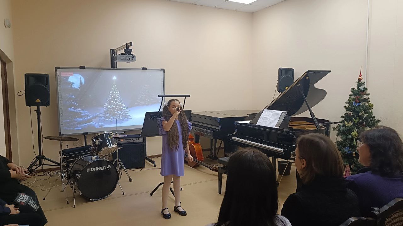 29 декабря во фрязинской детской школе искусств состоялся концерт эстрадно-джазового отделения «Мы и JAZZ»