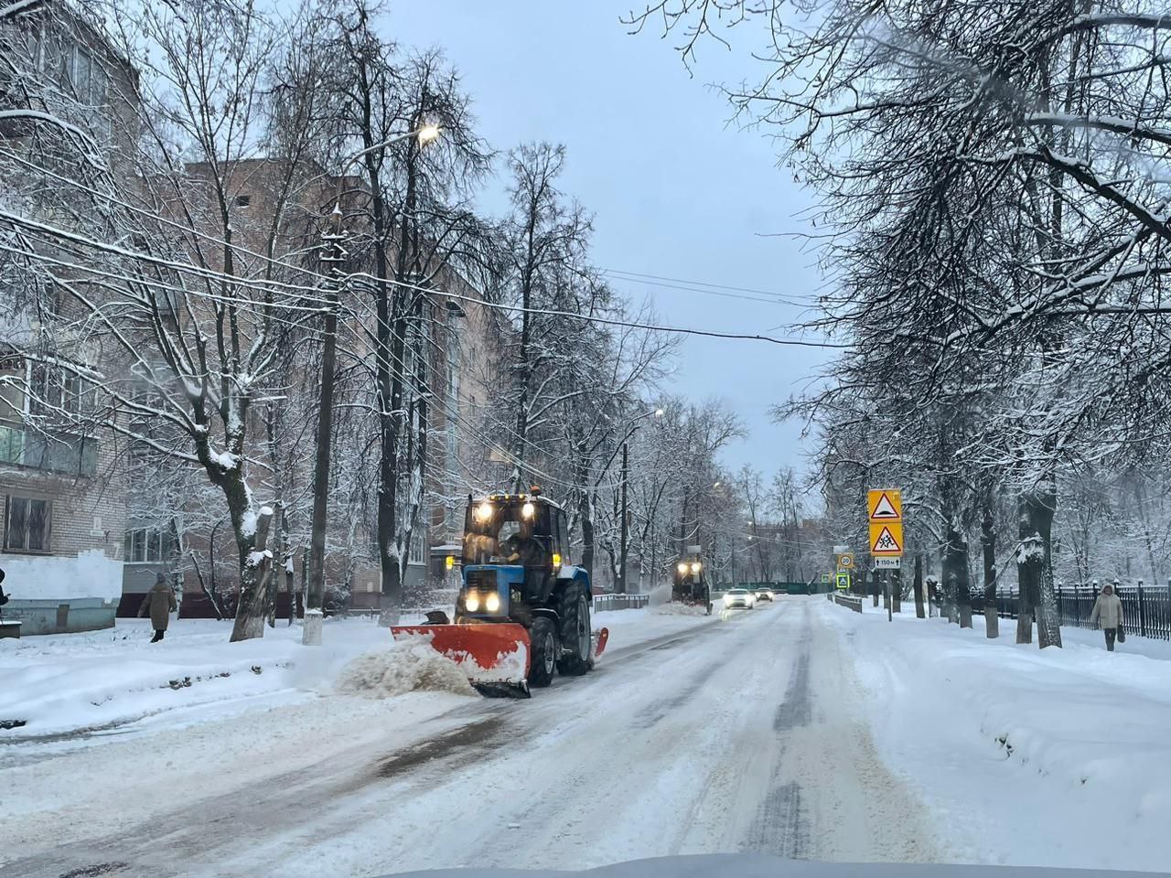 Мощный снегопад накрыл Фрязино