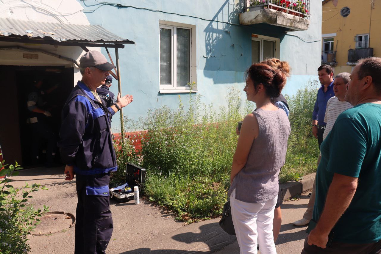 Специалисты служб провели с жителями профилактические беседы о правилах газовой безопасности и насколько важно их соблюдать