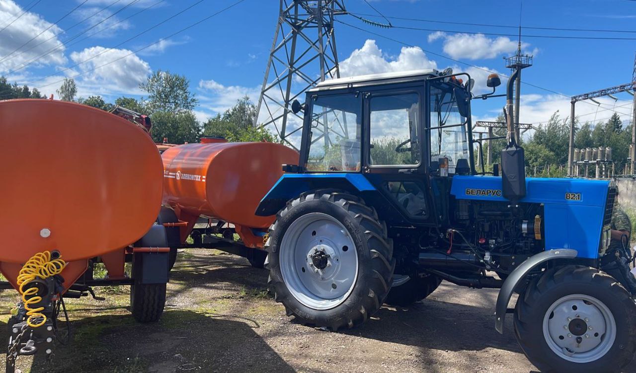 Благодаря программе Губернатора Московской области Андрея Воробьева «Развитие инженерной инфраструктуры и энергоэффективности» в нашем МБУ «Городское хозяйство» теперь есть новый трактор «Беларус 82.1»