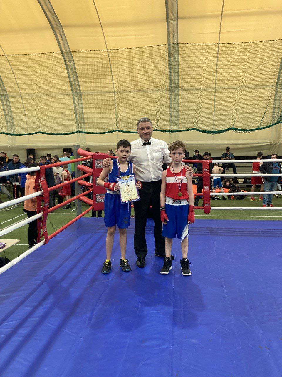Завершилось открытое первенство г. Щелково по боксу в д. Медвежьи Озера