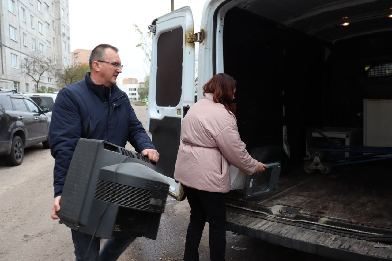 Проект Министерства жилищно-коммунального хозяйства Московской области «Экотакси. Мегабак едет к Вам!»