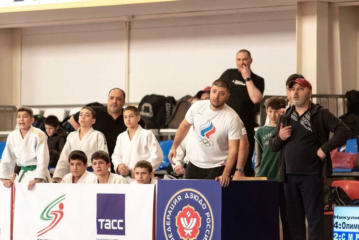 Команда фрязинских дзюдоистов стала победителями центрального девизиона международной детской лиги «Триумф Энерджи»