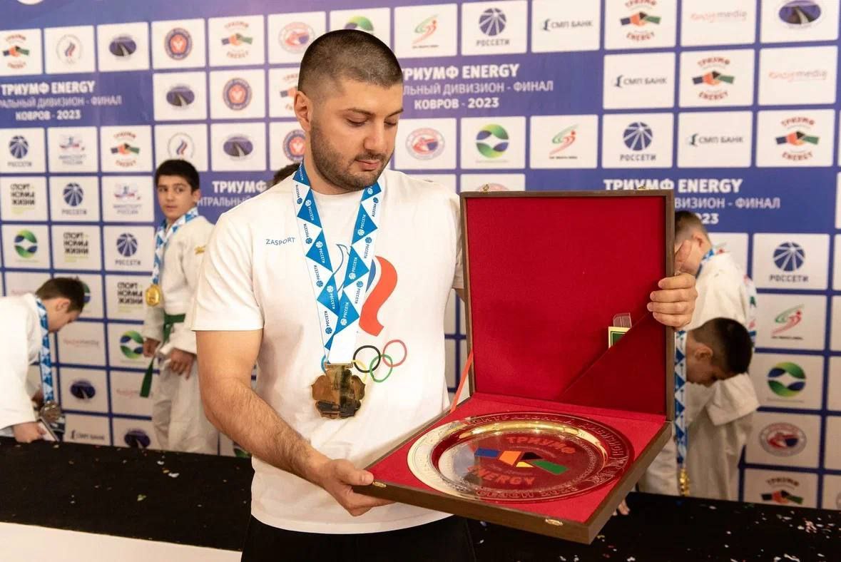 Команда фрязинских дзюдоистов стала победителями центрального девизиона международной детской лиги «Триумф Энерджи»