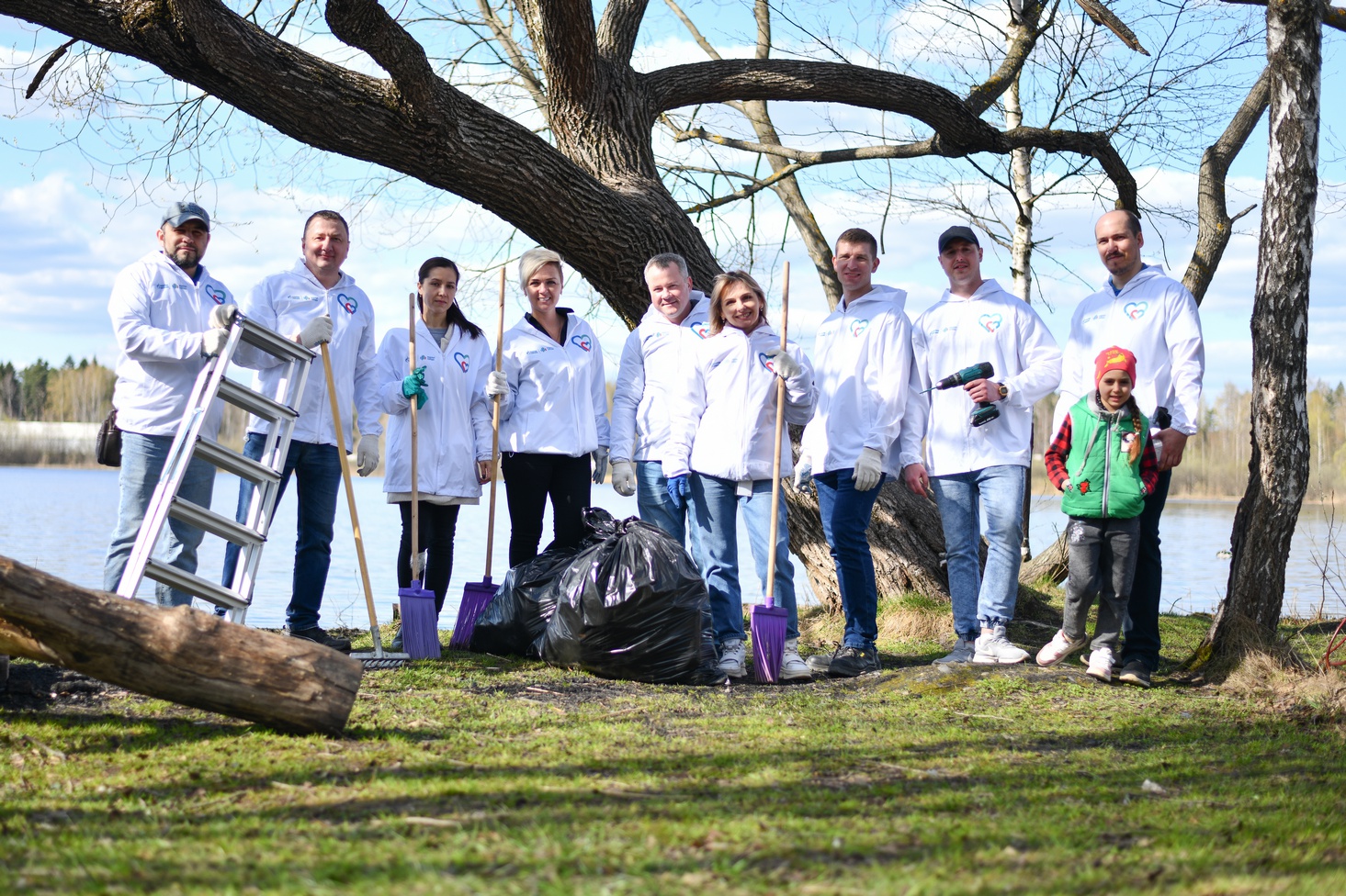 «Газпромнефть - СМ» поддержала федеральную экологическую акцию «Всероссийский субботник»