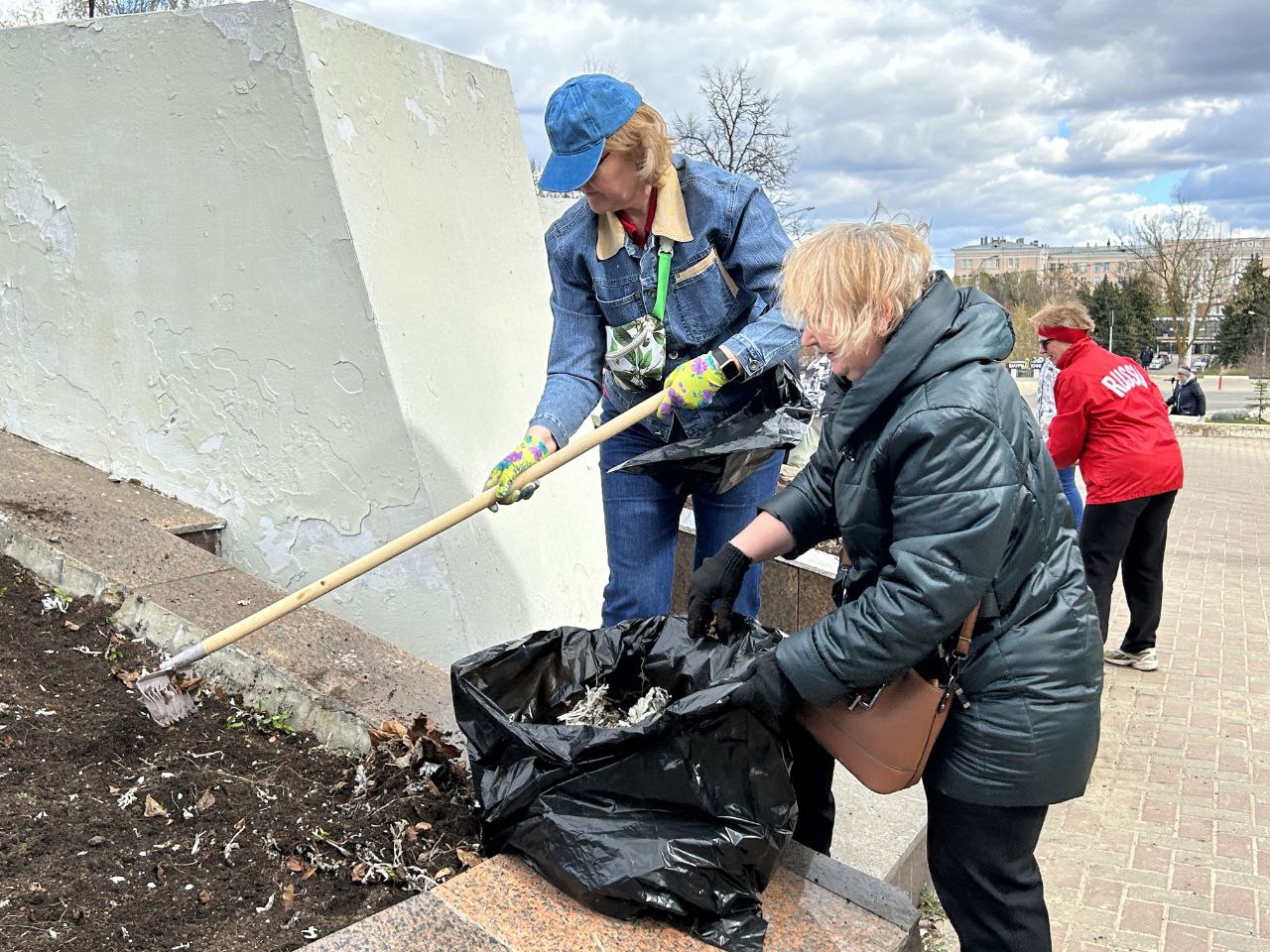 Во Фрязино состоялся общеобластной субботник!