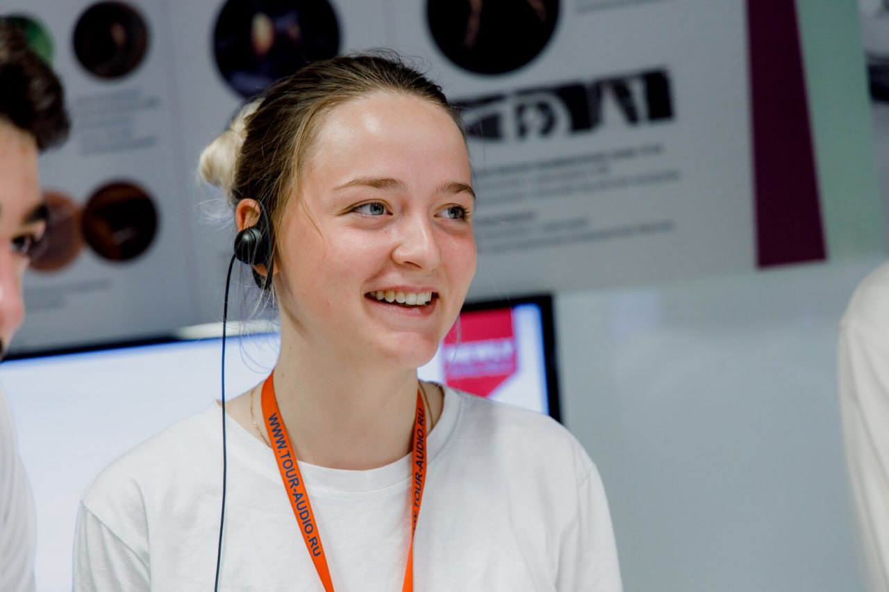 Начался конкурсный отбор гидов и экскурсоводов для Международной выставки-форума «Россия»!