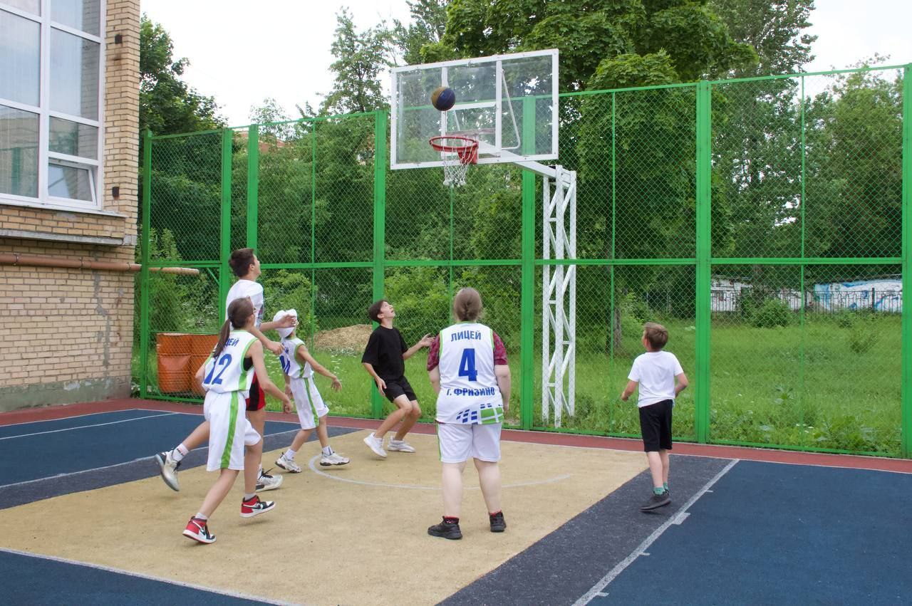 Во Фрязино дали старт турнирам по стритболу