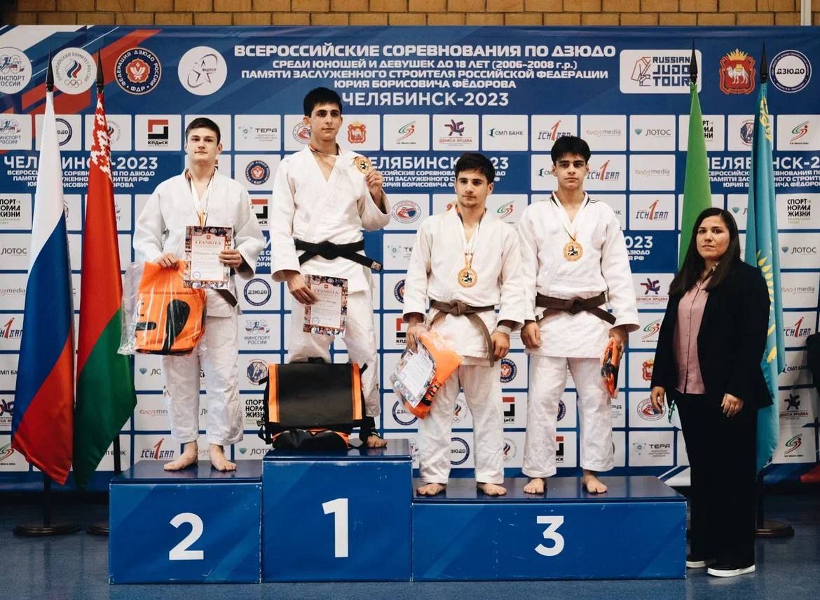 Золото и серебро привезли фрязинские дзюдоисты из Челябинска