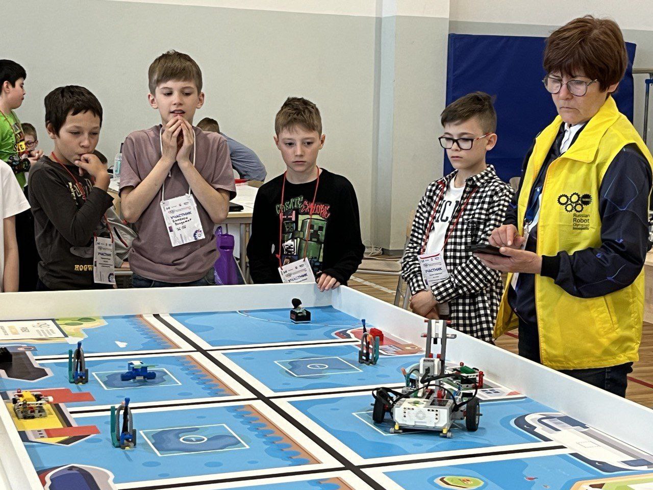 В школе №1 наукограда Фрязино прошёл региональный этап российской робототехнической Олимпиады