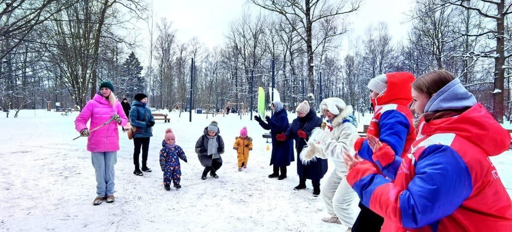 25 и 26 ноября в Фрязинском Лесопарке прошли детские анимационные программы «Нескучная осень» и «Радостные выходные»