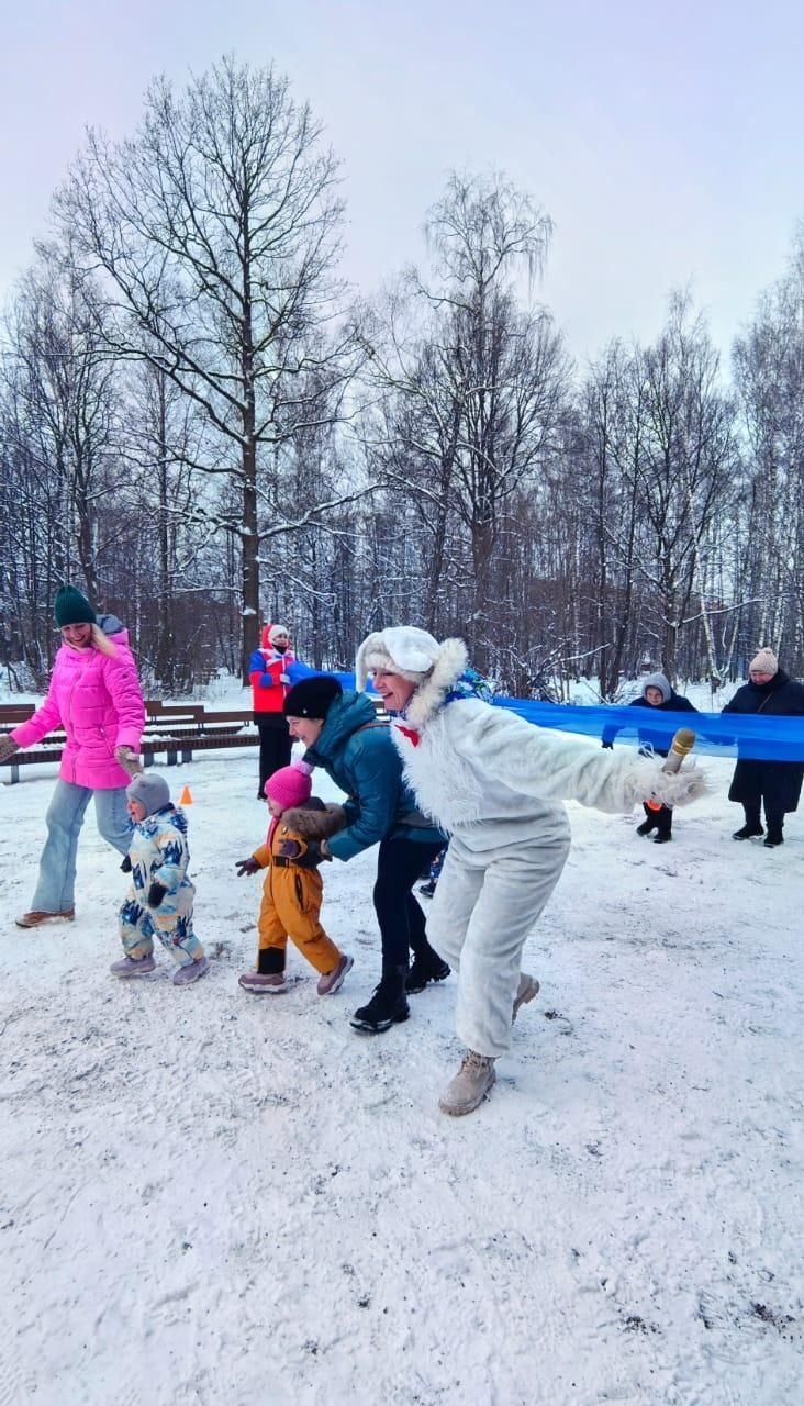 25 и 26 ноября в Фрязинском Лесопарке прошли детские анимационные программы «Нескучная осень» и «Радостные выходные»