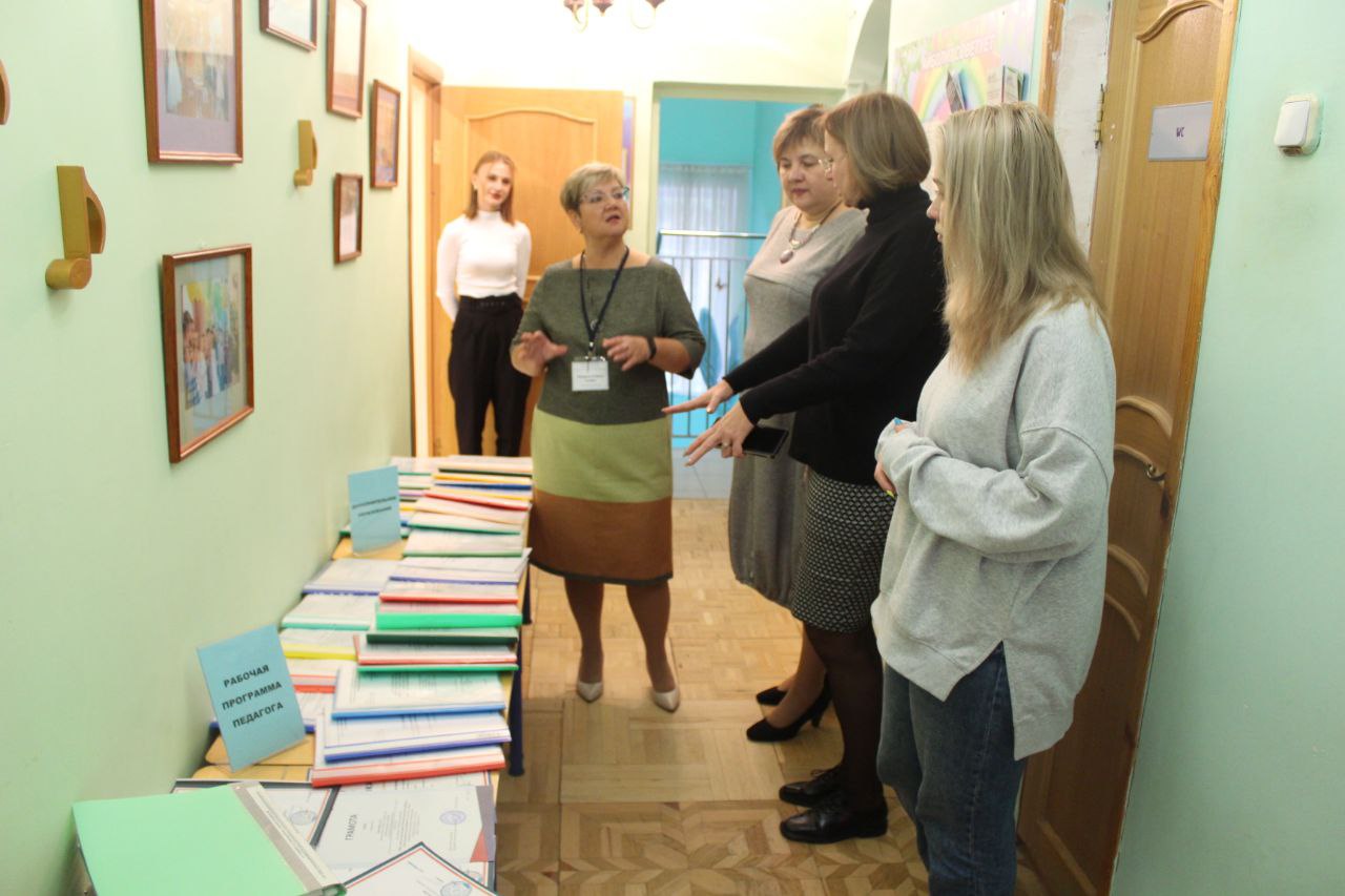 На базе дошкольного отделения фрязинской гимназии прошел очередной этап Школы педагогического мастерства