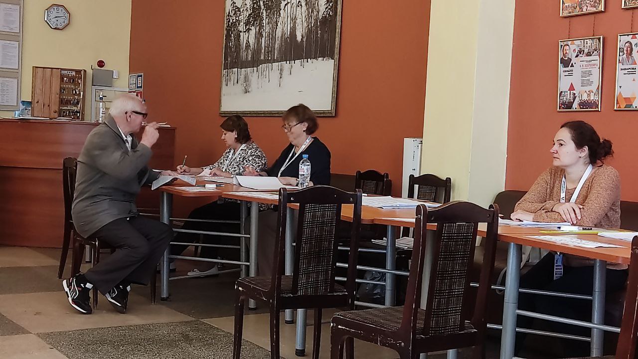 Во второй день голосования все избирательные участки Наукограда Фрязино открылись ровно в 8 утра.