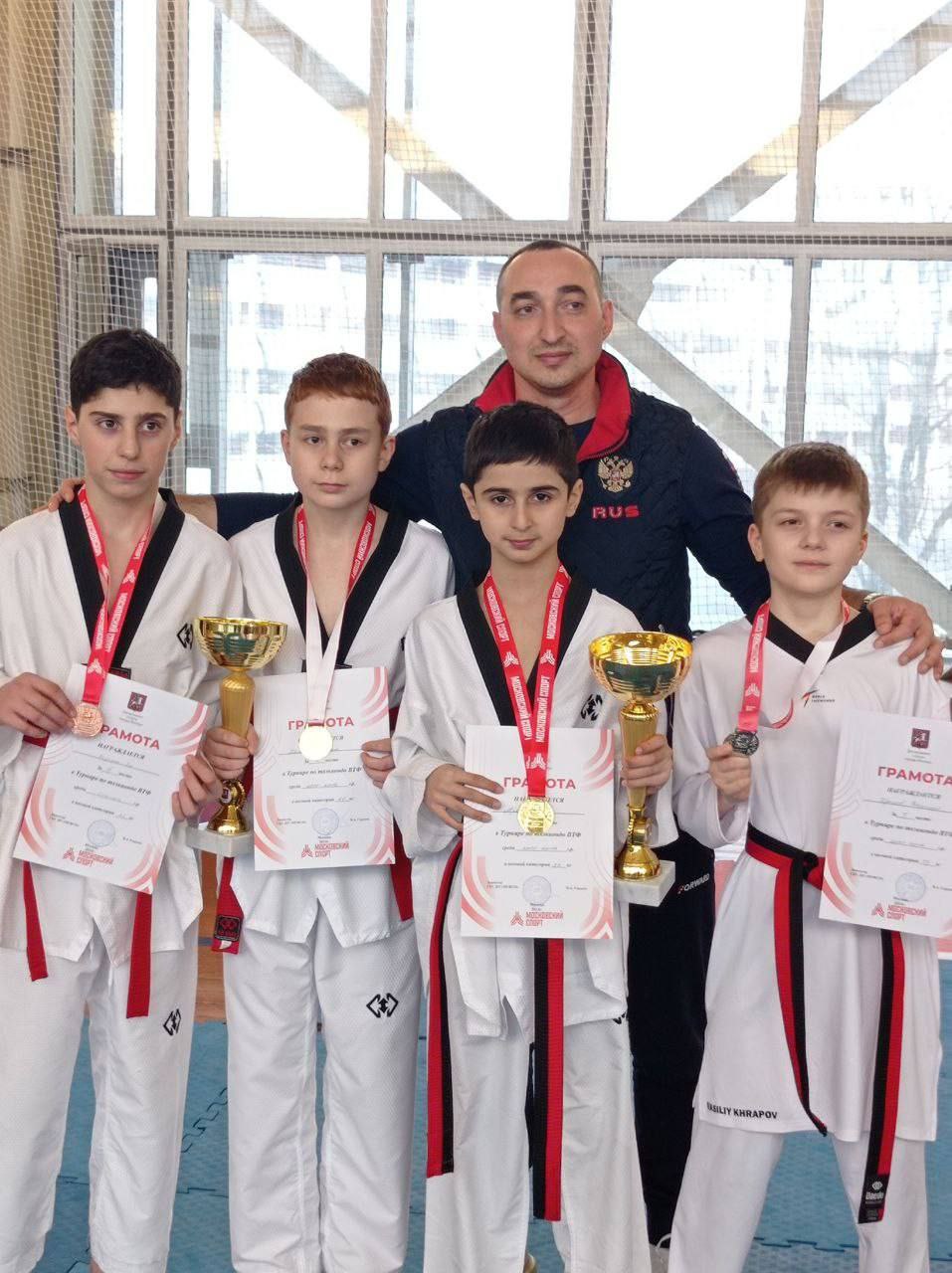 Фрязинские тхэквондисты успешно выступили в Москве!