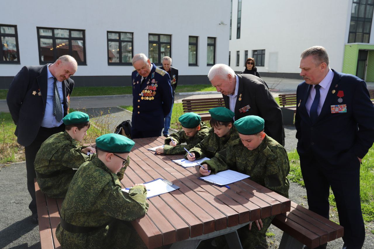 На территории фрязинской школы №1 впервые прошёл муниципальный этап Всероссийской военно-патриотической игры «Зарница 2.0»