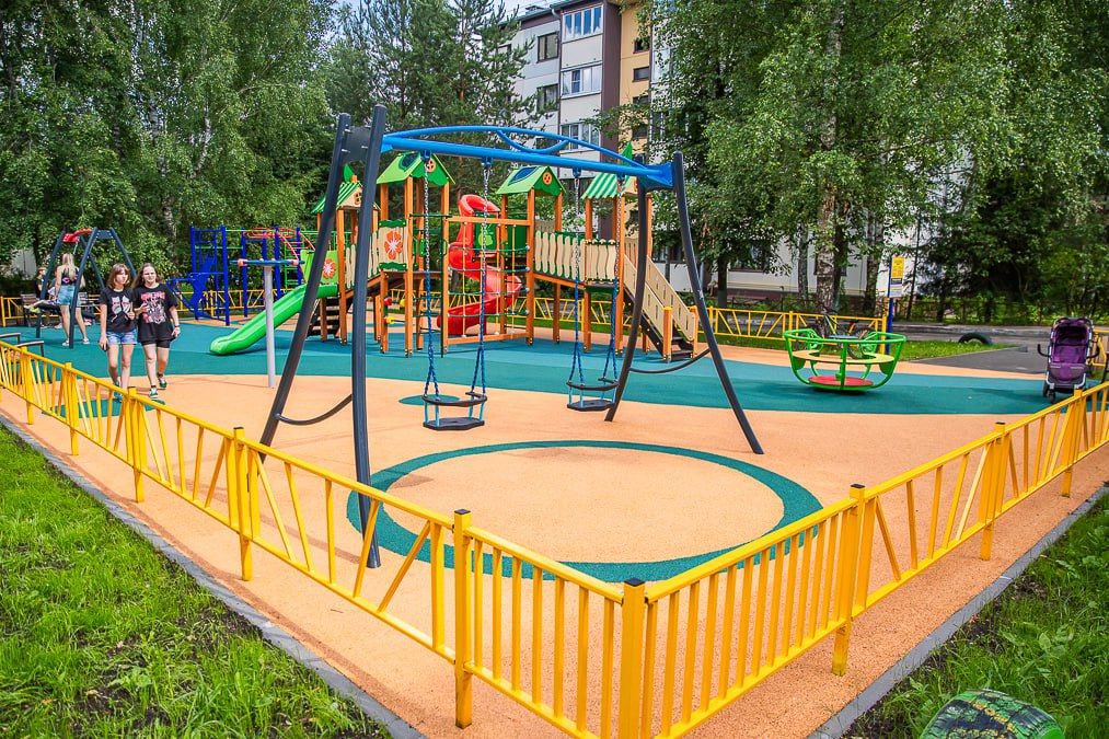 Более 700 детских игровых площадок обустроят в этом году в Подмосковье
