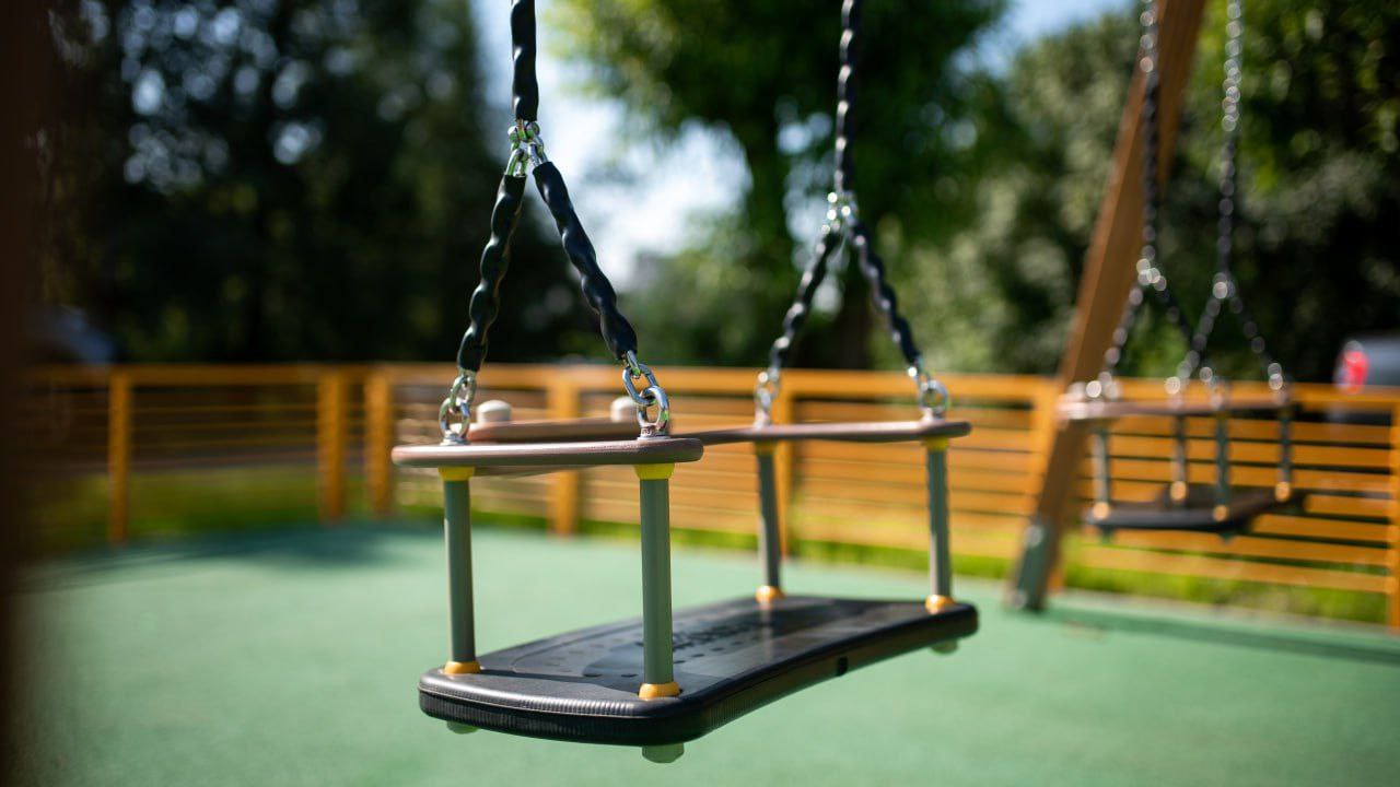 Более 700 детских игровых площадок обустроят в этом году в Подмосковье